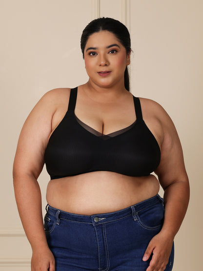Belle Curve Bra — Black