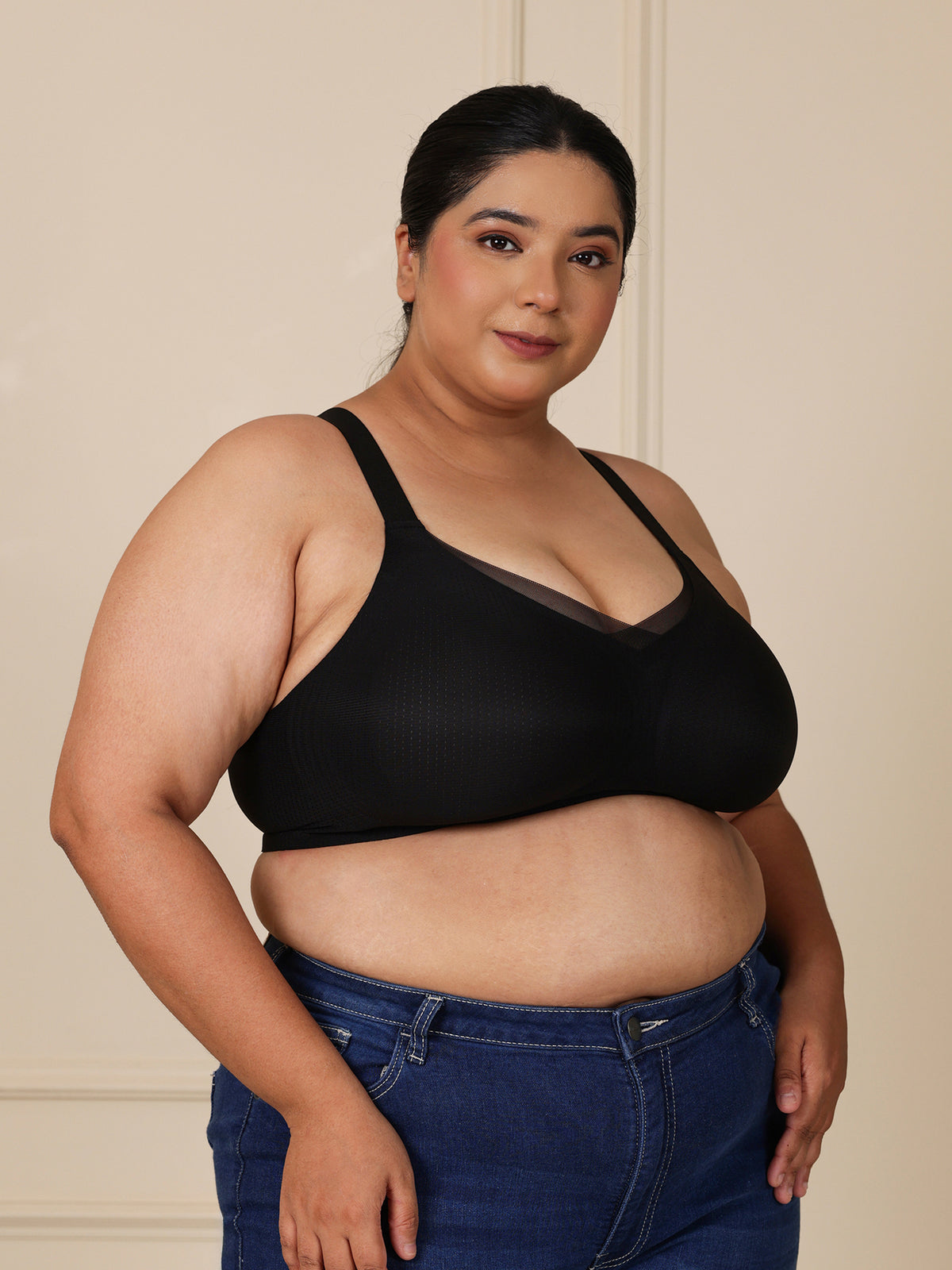 Belle Curve Bra — Black