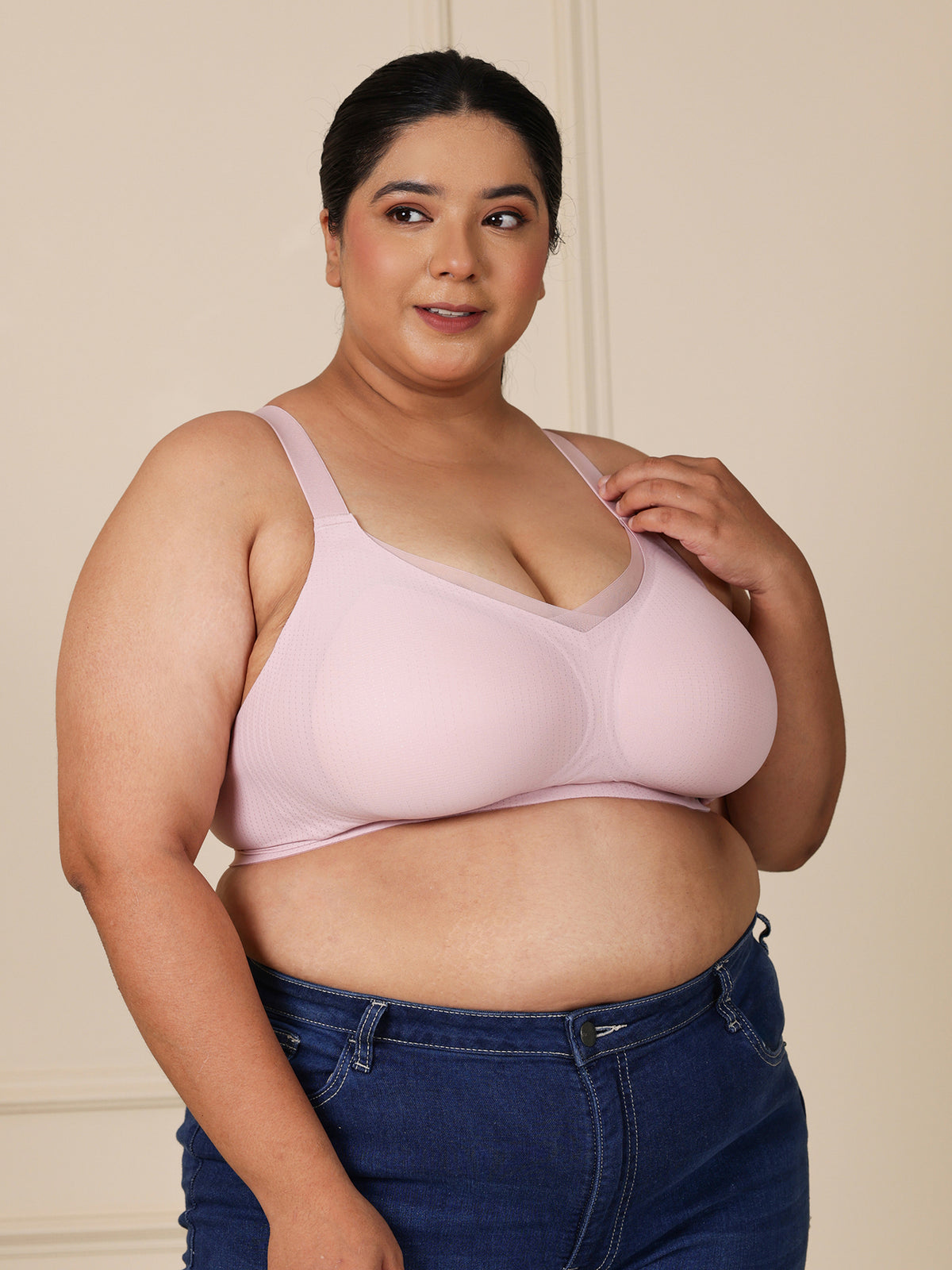 Belle Curve Bra — Pink